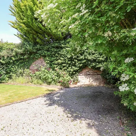 The Garden Holiday home